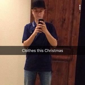 Meet your Posher, Devin